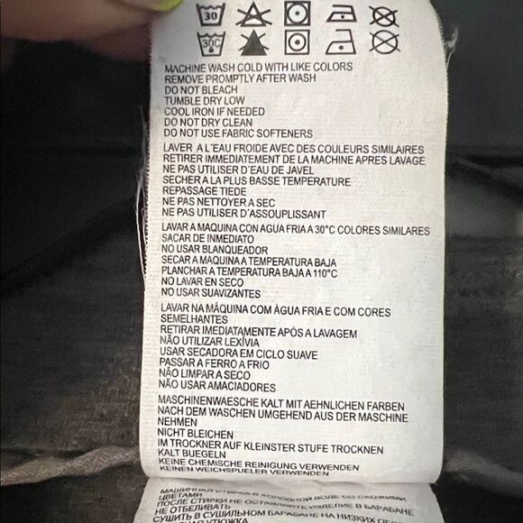 New Balance Women's Charcoal Short Sleeve Midi Sports Dress in Size S - Picture 12 of 12